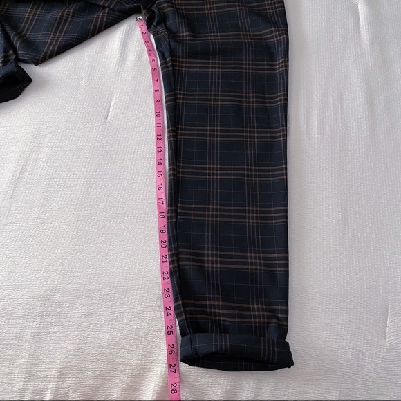 H&M Plaid Joggers / Dress Pants - Picture 8 of 14